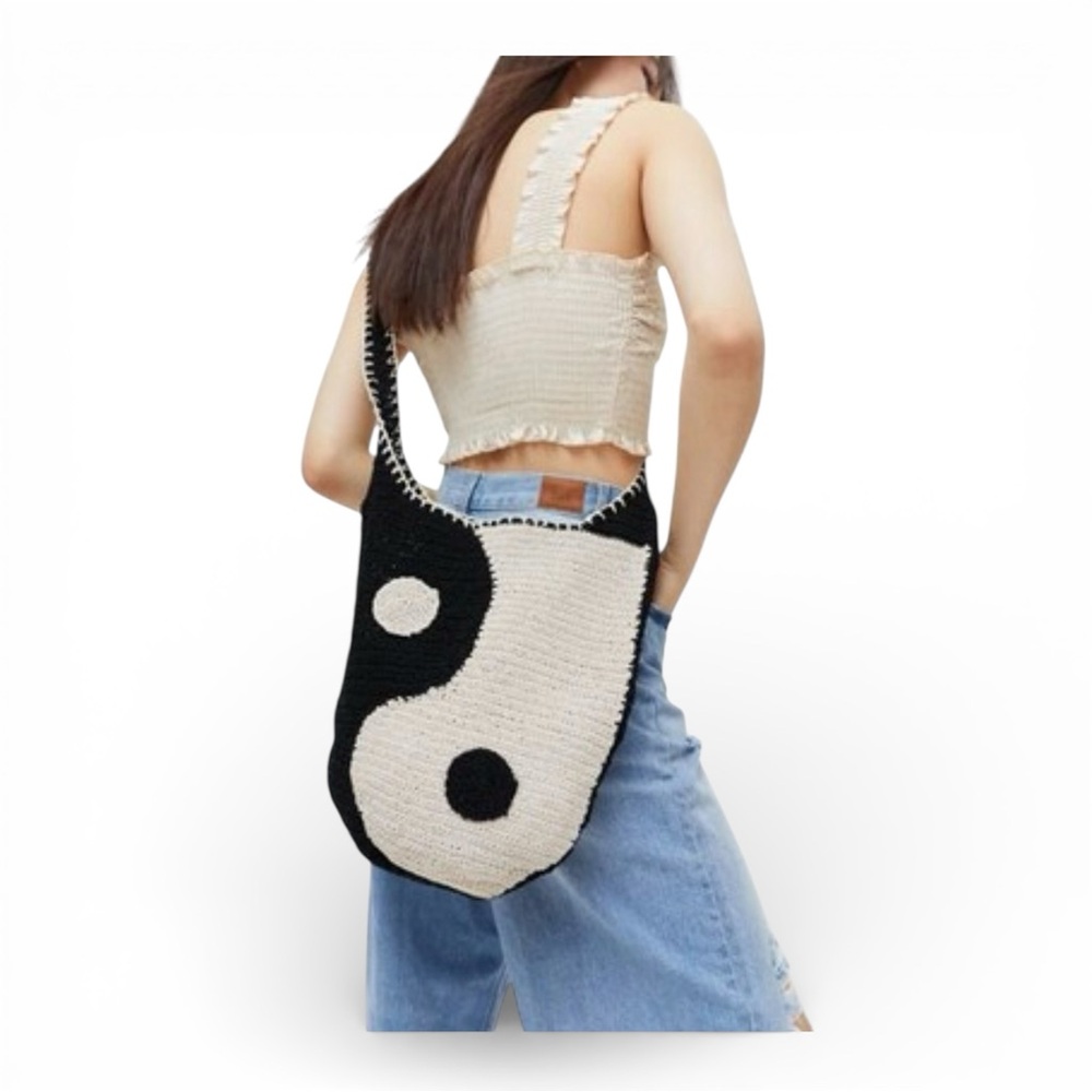 Urban Outfitters Yin Yang Crochet Shoulder Bag - Black and Cream